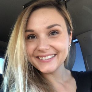 Meet your Posher, Katelyn